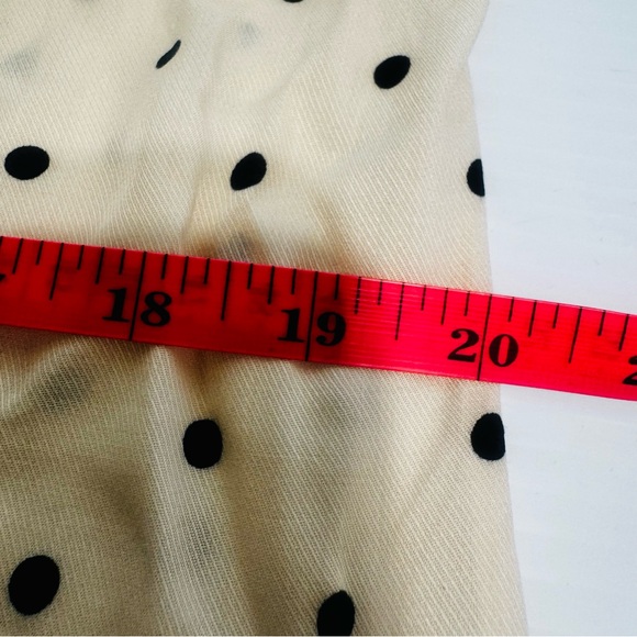 Chico's Foulard Light Pink Polka Dot Button Down Shirt Size 8/10 - Picture 10 of 11